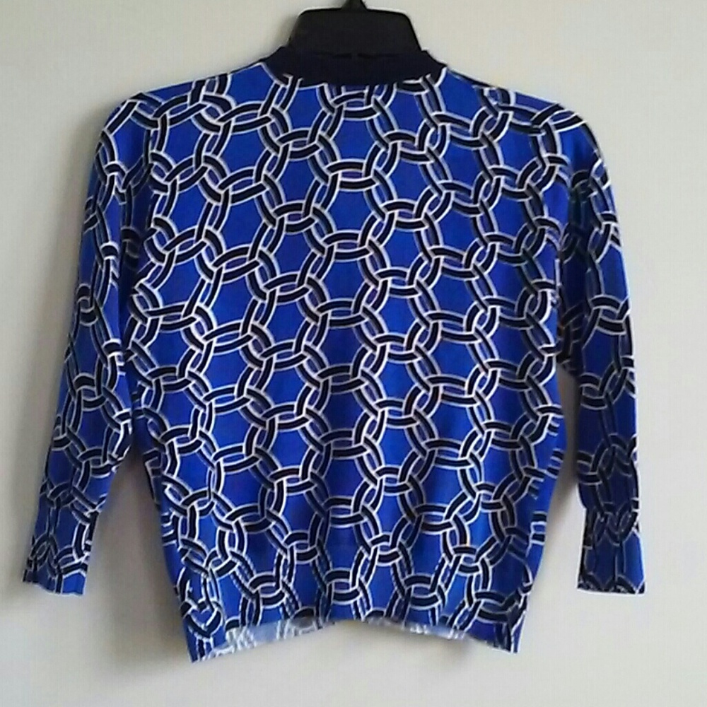 ❤Host Pick❤ Crown & Ivy Geometric Cardigan - Picture 8 of 8